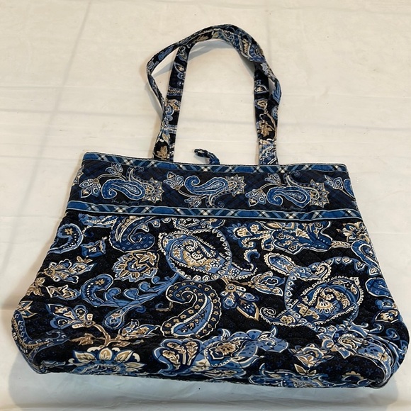 Vera Bradley quilted tote - Picture 1 of 6